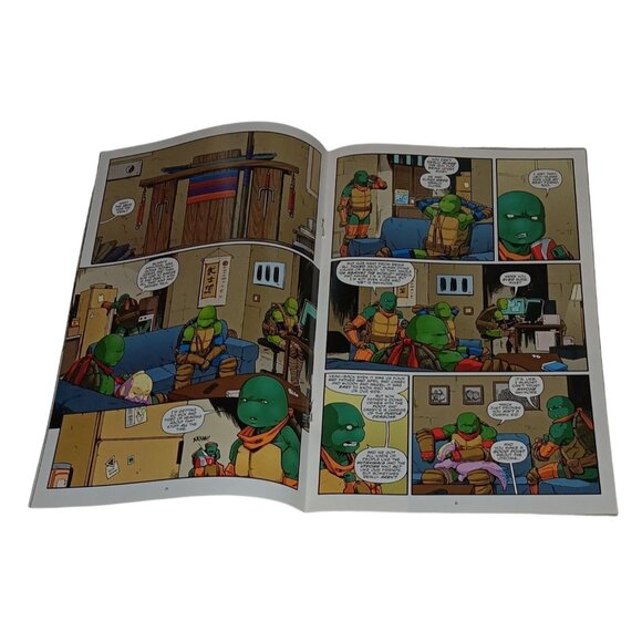 Teenage Mutant Ninja Turtles #90 & Marvel Action Black Panther IDW Comics TMNT - Picture 4 of 6